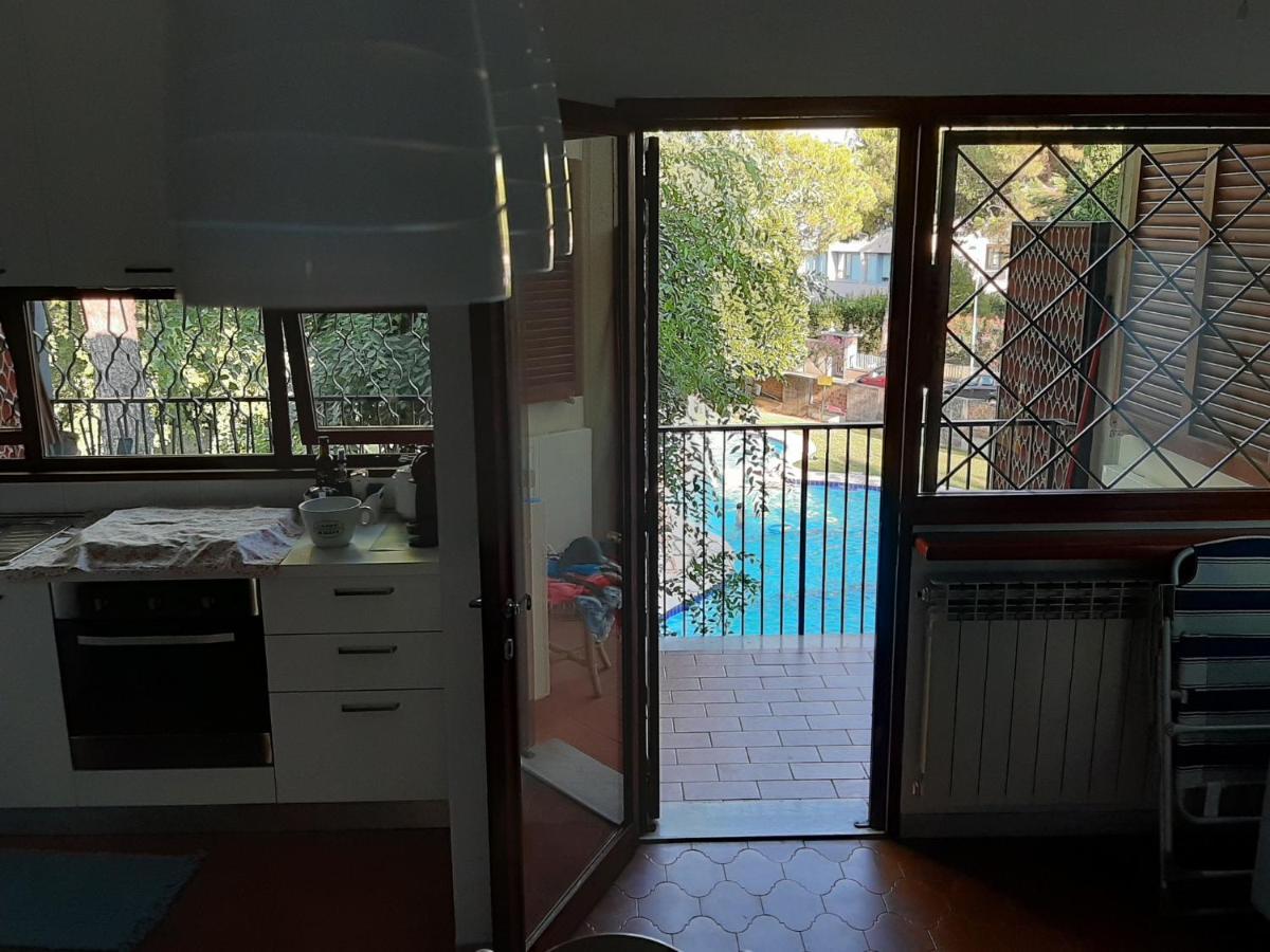 Appartamento Genziana - Con Vista Piscina E Garage シルミオーネ エクステリア 写真
